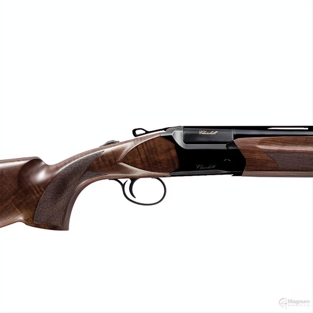 Akkar Churchill 812