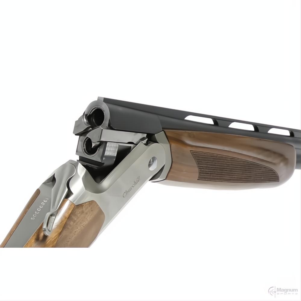 Akkar Churchill 836