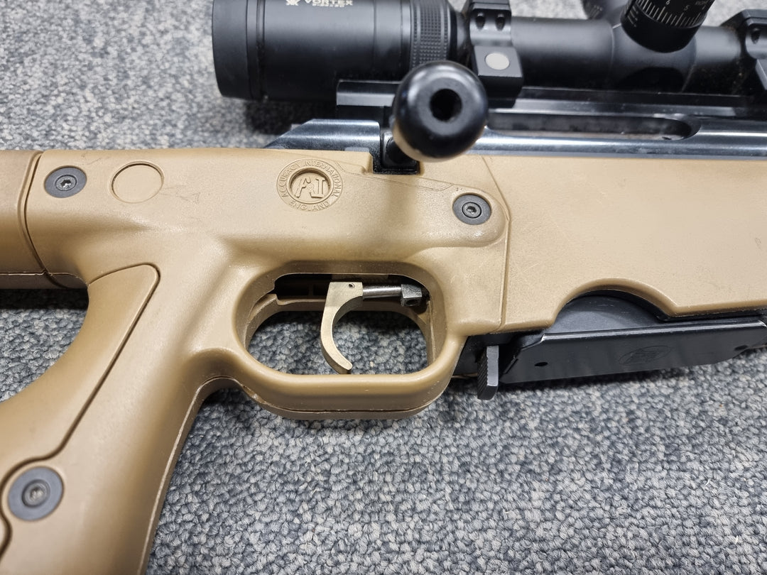 Pre-Owned | Custom Barnard SM12-001 AICS Build - 308 Win