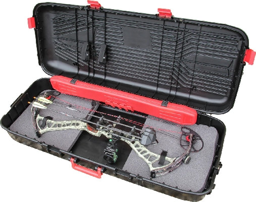 MTM Traveller Compound Bow Case with internal arrow case and wheels