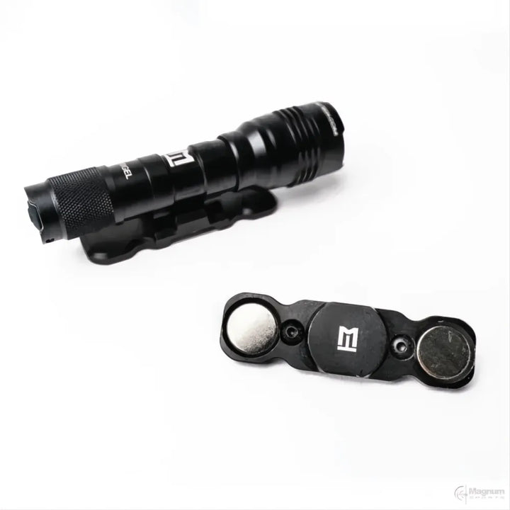 Magne-Tech Rigel-M: 1000lm Magnetic Weapon Torch Kit For M-Lok Rail