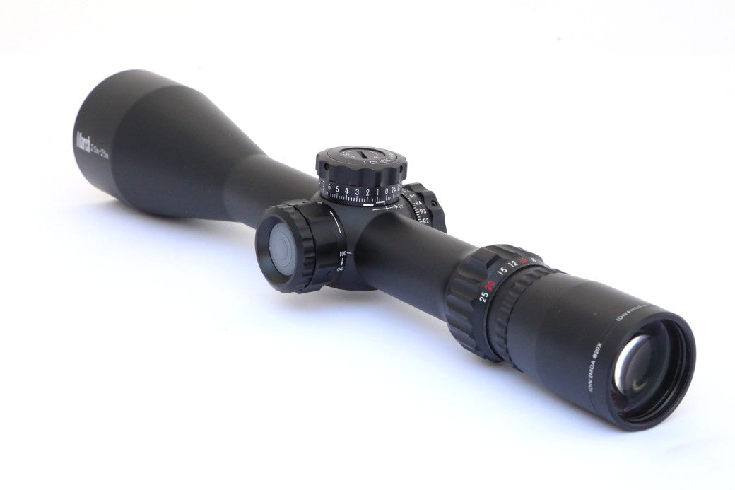 March Scopes 2.5-25x52 SFP rifle scope