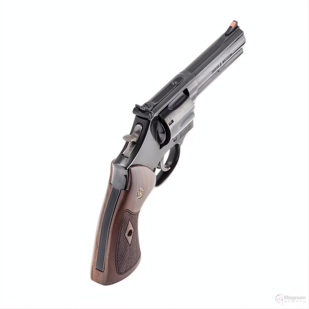 Smith &amp; Wesson Model 586 Classic