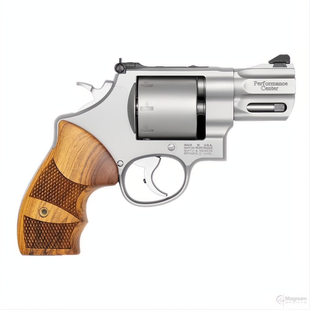 Smith &amp; Wesson Model 627 Performance Center
