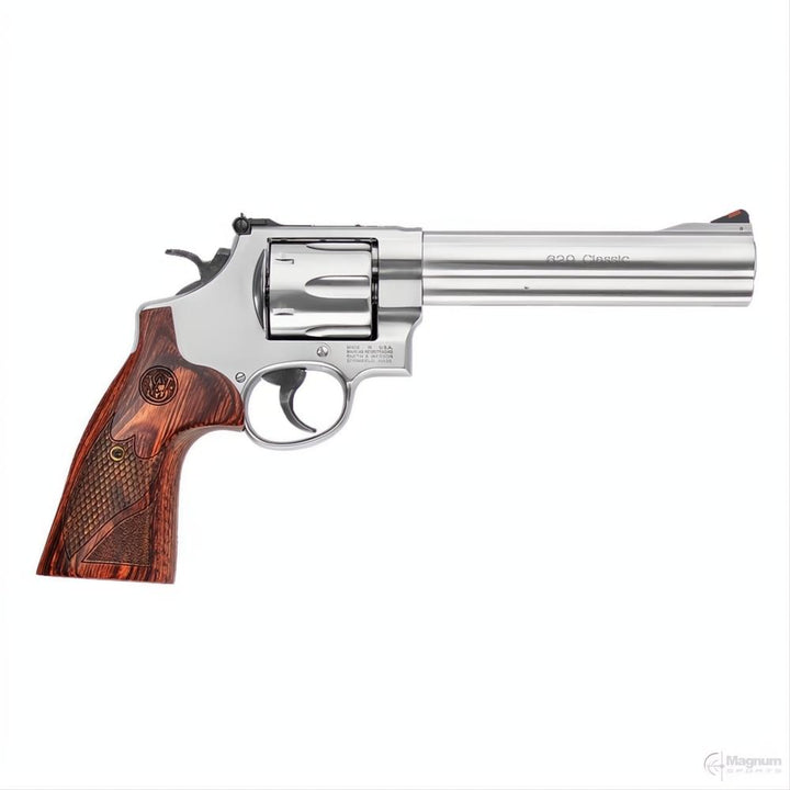 Smith &amp; Wesson Model 629 Deluxe