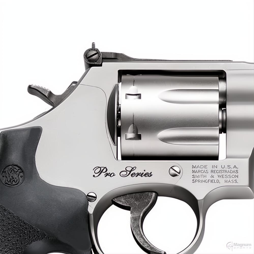Smith &amp; Wesson Model 686 Pro